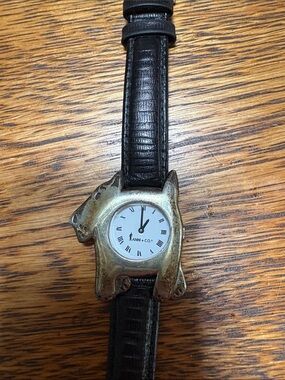 Women's Black Leather Strap Dog-Shaped Gold Tone Watch